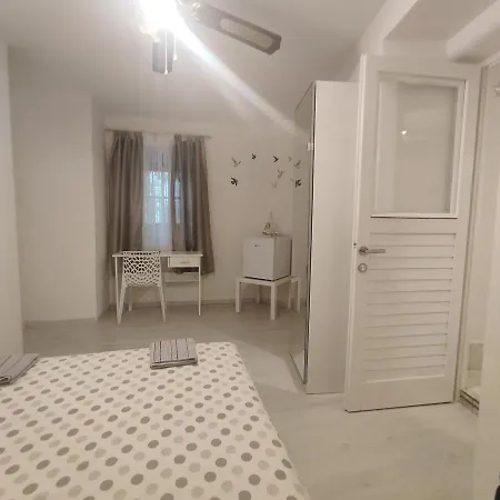 Penzion Adriana Downtown 3*
